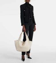 Saint Laurent Le 5 √É¬† 7 Bea Large leather tote bag