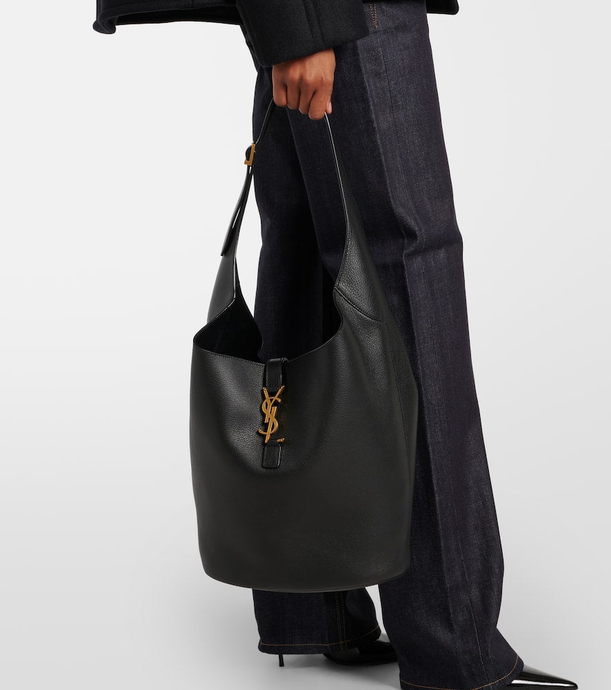 Saint Laurent Le 5 √É¬† 7 grained leather shoulder bag