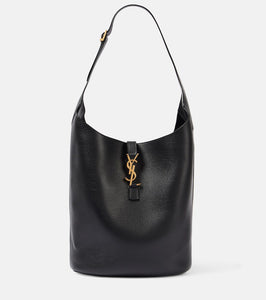 Saint Laurent Le 5 √É¬† 7 grained leather shoulder bag. Shop Saint Laurent Shoulder Bags for women now.