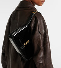 Saint Laurent Le 5 √É¬† 7 patent leather shoulder bag