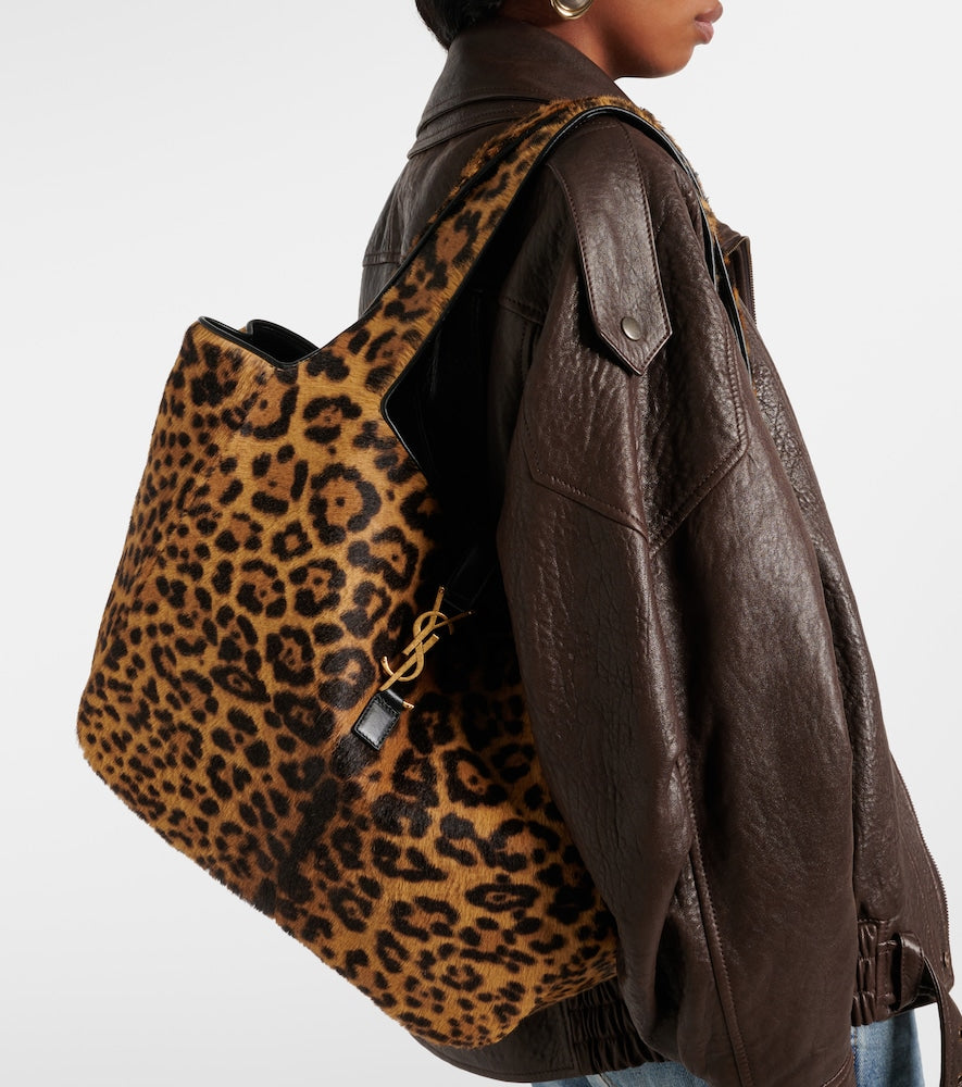 Saint Laurent Le 5 √É¬Ä 7 Bea leopard-print shoulder bag