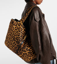 Saint Laurent Le 5 √É¬Ä 7 Bea leopard-print shoulder bag