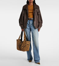 Saint Laurent Le 5 √É¬Ä 7 Bea leopard-print shoulder bag
