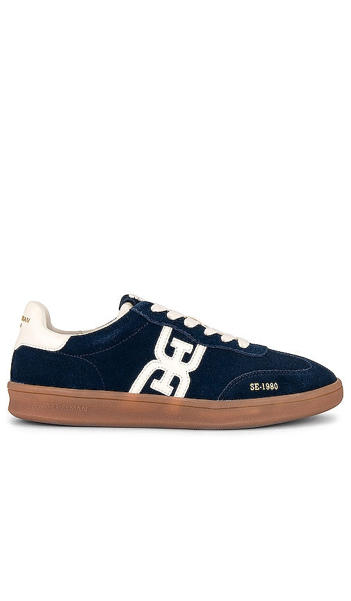 Sam Edelman Tenny Sneaker in Navy - Baskets Tenny Sam Edelman en bleu marine - Sam Edelman Tenny 海军蓝运动鞋 - Sam Edelman Tenny Sneaker in Marineblau - Sam Edelman 테니 스니커즈 네이비 색상 - Sneaker Tenny Sam Edelman in colore blu scuro