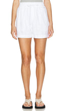 Sanctuary Breezy Pull On Short in White - Short à enfiler Sanctuary Breezy en blanc - Sanctuary Breezy 白色套头短裤 - Sanctuary Breezy Pull-On-Shorts in Weiß - Sanctuary 브리즈 풀온 쇼츠 화이트 색상 - Pantaloncini da infilare Breezy Sanctuary in bianco