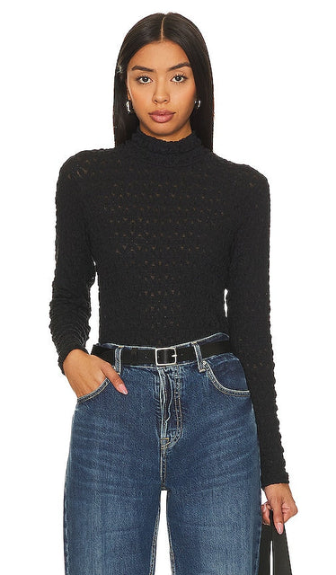 Sanctuary Lace Mock Top in Black - Haut factice en dentelle Sanctuary en noir - Sanctuary 黑色蕾丝小上衣 - Sanctuary Spitzen-Mock-Top in Schwarz - Sanctuary 레이스 모크 탑블랙 색상 - Top finto in pizzo Sanctuary in nero