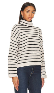 Sanctuary Stay Cozy Sweater in Black,White