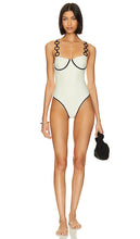 Saudade White Night One Piece in White - Saudade White Night une pièce en blanc - Saudade White Night 白色一件 - Saudade White Night Einteiler in Weiß - Saudade 화이트 나이트 원피스 화이트 색상 - Costume intero Saudade White Night in bianco