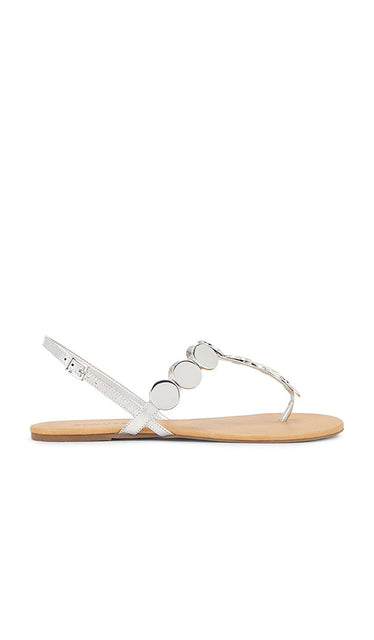 Schutz Acacia T Sandal in Metallic Silver, grey | Prata Flat Sandals for Women