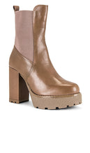 Schutz Billie Platform Boot in Brown