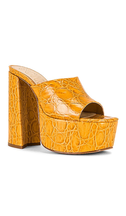 Schutz Darah Sandal in Yellow