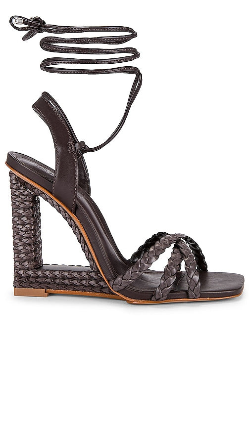 Schutz Filipa Braided Sandal in Chocolate - Sandale tressée Schutz Filipa en chocolat - Schutz Filipa 巧克力色编织凉鞋 - Schutz Filipa geflochtene Sandale in Schokolade - Schutz Filipa 브레이드 샌들 초콜릿 - Sandalo intrecciato Schutz Filipa in cioccolato