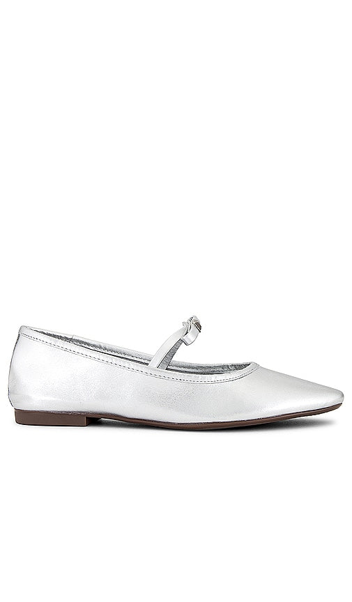 Schutz Nancy Flat in Metallic Silver - Schutz Nancy Flat en argent métallisé - Schutz Nancy 金属银色平底鞋 - Schutz Nancy Flat in Metallic-Silber - 메탈릭 실버 소재의 Schutz Nancy 플랫 - Schutz Nancy Flat in argento metallizzato