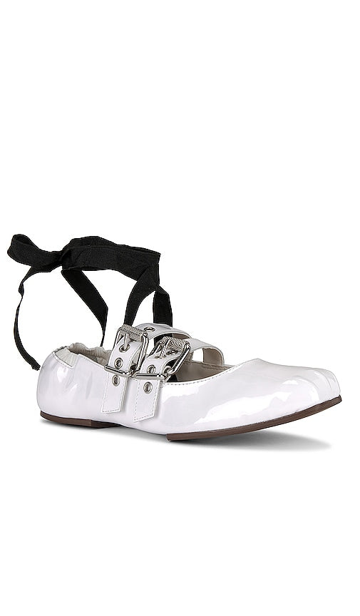 Schutz Raika Flat in White