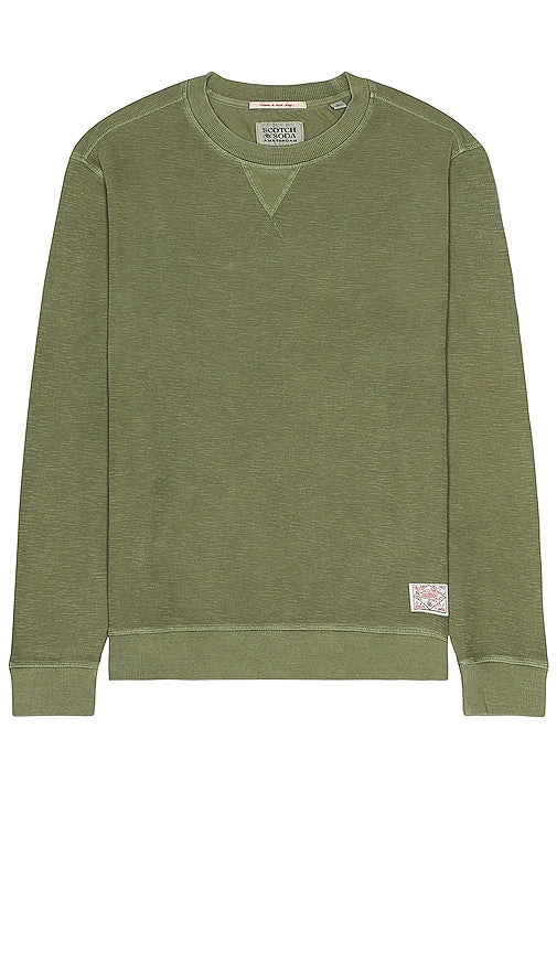 Scotch & Soda Garment Dyed Sweater in Army - Scotch & Soda - Pull teint en pièce - Armée - Scotch & Soda 成衣染色军装毛衣 - Stückgefärbter Pullover von Scotch & Soda in Army - Scotch & Soda 가먼트 다이 스웨터 - Maglione tinto in capo Scotch & Soda in stile militare