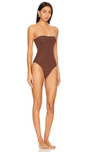 Seashell Nancy One Piece in Chocolate