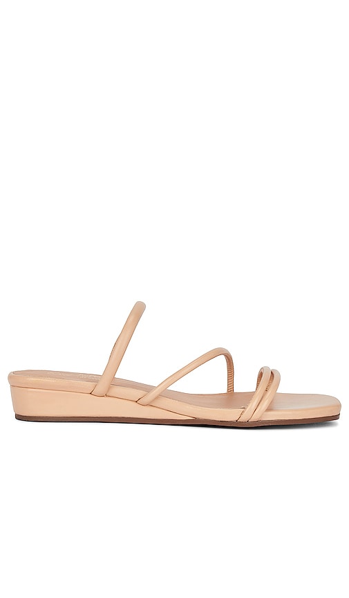 Seychelles Rock Candy Sandal in Tan - Sandale Rock Candy des Seychelles en beige - 黄褐色 Seychelles 冰糖凉鞋 - Seychelles Rock Candy Sandale in Hellbraun - Seychelles 락 캔디 샌들 탠 색상 - Sandalo Rock Candy delle Seychelles color marrone chiaro