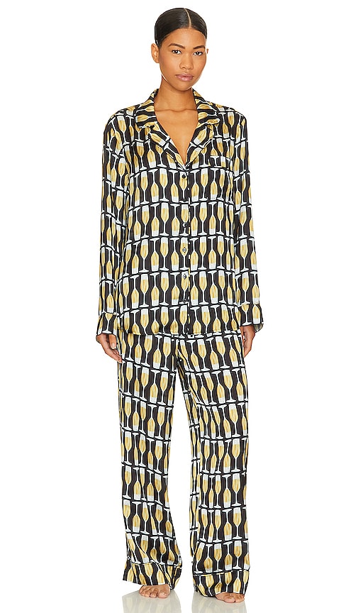 Show Me Your Mumu Classic Pajama Set in Black - Montre-moi ton ensemble de pyjama classique Mumu en noir - 给我看看你的 Mumu 经典黑色睡衣套装 - Zeig mir dein klassisches Mumu-Pyjama-Set in Schwarz - Show Me Your Mumu 클래식 파자마 세트 블랙 색상 - Mostrami il tuo pigiama classico Mumu in nero