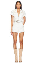Show Me Your Mumu Outlaw Romper in White - Montre-moi ta barboteuse Mumu Outlaw en blanc - 给我看看你的 Mumu Outlaw 白色连衣裤 - Zeig mir deinen Mumu Outlaw Strampler in Weiß - Mumu 아웃로 롬퍼 화이트 색상을 보여주세요 - Mostrami il tuo pagliaccetto Mumu Outlaw in bianco