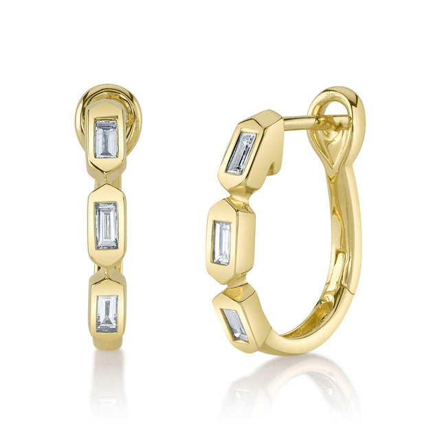 Shy Creation 1/3ctw Baguette Diamond Yellow Gold Oval Hoop Earrings