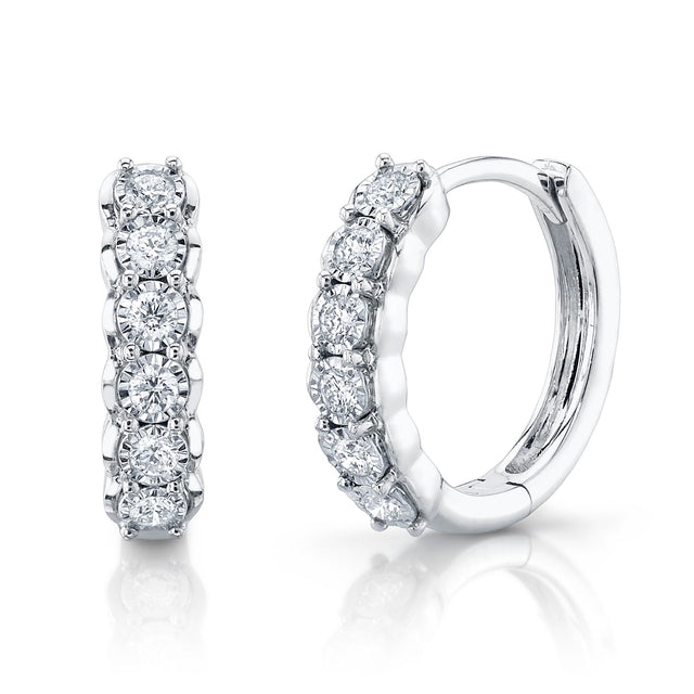 Shy Creation 1/4ctw Diamond White Gold Hoop Earrings