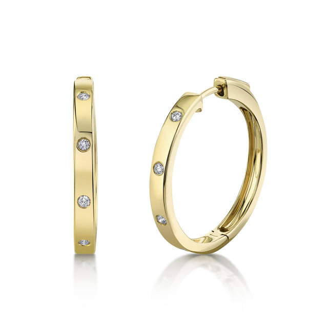 Shy Creation 1/6ctw Round Diamond Yellow Gold Hoop Earrings