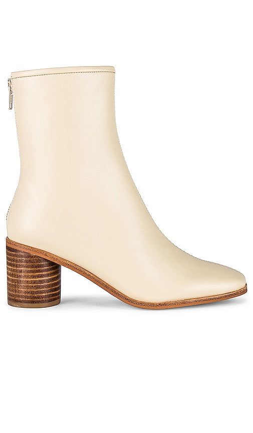 Sol Sana Ethan Boot in Ivory - Botte Sol Sana Ethan en ivoire - Sol Sana Ethan 象牙色靴子 - Sol Sana Ethan Stiefel in Elfenbein - Sol Sana Ethan 부츠 아이보리 색상 - Stivale Sol Sana Ethan in avorio