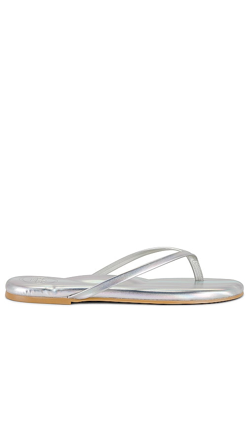Solei Sea Indie Sandal in Metallic Silver - Sandale Solei Sea Indie en argent métallisé - 金属银 Solei Sea Indie 凉鞋 - Solei Sea Indie Sandale in Metallic-Silber - Solei Sea 인디 샌들 메탈릭 실버 소재 - Sandalo Solei Sea Indie in argento metallizzato