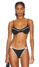 Solid & Striped The Harley Bikini Top in Black - Haut de bikini The Harley uni et rayé en noir - 黑色纯色和条纹 Harley 比基尼上衣 - Solides und gestreiftes Harley-Bikinioberteil in Schwarz - Solid & Striped The Harley 비키니 탑블랙 색상 - Il top bikini Harley a tinta unita e a righe in nero
