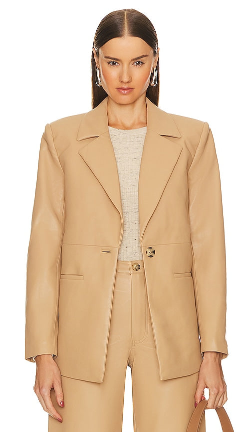 Song of Style Shilo Blazer in Beige - Song of Style - Blazer Shilo en beige - Song of Style Shilo 米色西装外套 - Song of Style Shilo Blazer in Beige - Song of Style Shilo 블레이저 베이지 색상 - Canzone di stile Blazer Shilo in beige