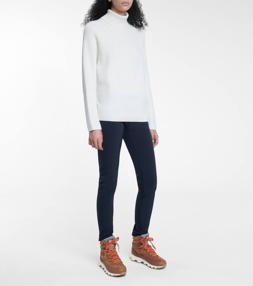 Sorel Kinetic Conquest ankle boots