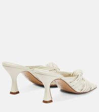 Souliers Martinez Alcala leather mules