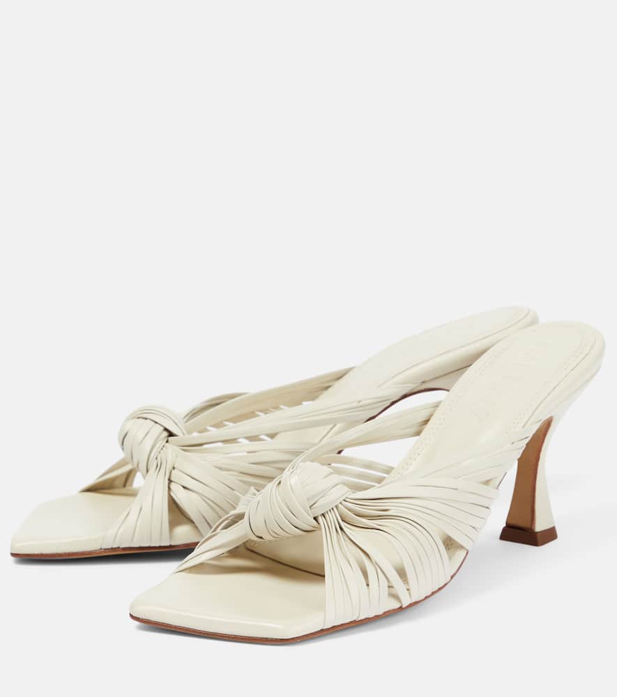 Souliers Martinez Alcala leather mules