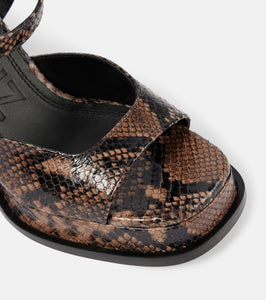 Souliers Martinez Gracia leather platform sandals