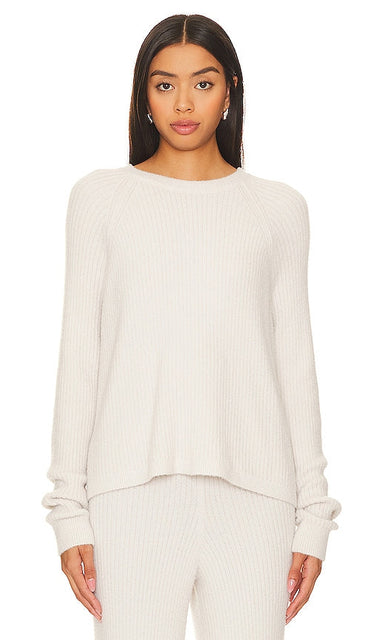 Spiritual Gangster Boxy Chenille Sweater in Ivory - Spiritual Gangster Boxy Chenille Pull en ivoire - Spiritual Gangster 象牙色宽松雪尼尔毛衣 - Spiritual Gangster Boxy Chenille Pullover in Elfenbein - Spiritual Gangster 박시 셔닐 스웨터 - Maglione in ciniglia squadrato da gangster spirituale in avorio