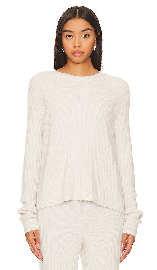 Spiritual Gangster Boxy Chenille Sweater in Ivory - Spiritual Gangster Boxy Chenille Pull en ivoire - Spiritual Gangster 象牙色宽松雪尼尔毛衣 - Spiritual Gangster Boxy Chenille Pullover in Elfenbein - Spiritual Gangster 박시 셔닐 스웨터 - Maglione in ciniglia squadrato da gangster spirituale in avorio