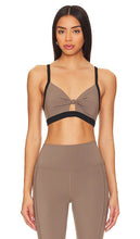 Spiritual Gangster Eden Twist Front Bra in Grey - Spiritual Gangster Eden - Soutien-gorge torsadé sur le devant en gris - Spiritual Gangster Eden 灰色前旋文胸 - Spiritueller Gangster Eden Twist-Front-BH in Grau - Spiritual Gangster Eden 트위스트 프론트 브라그레이 색상 - Reggiseno frontale Spiritual Gangster Eden Twist in grigio