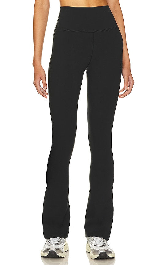 Spiritual Gangster Giselle Dream Tech Eco Trackpants & Sweatpants in Black - Spiritual Gangster Giselle Dream Tech Pantalon écologique en noir - 精神黑帮 Giselle Dream Tech 黑色环保裤 - Spirituelle Gangster Giselle Dream Tech Eco Hose in Schwarz - Spiritual Gangster Giselle Dream Tech 에코 팬츠 블랙 색상 - Pantaloni spirituali Gangster Giselle Dream Tech Eco in nero