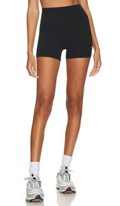 Splits59 Airweight High Waist 3.5 Short in Black - Short 3,5 taille haute Airweight Splits59 en noir - Splits59 Airweight 高腰 3.5 短裤（黑色） - Splits59 Airweight High Waist 3.5 Short in Schwarz - Splits59 에어웨이트 하이 웨이스트 3.5 쇼트 블랙 색상 - Pantaloncini Splits59 Airweight a vita alta 3.5 in nero
