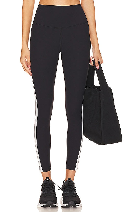 Splits59 Miles High Waist Rigor Crop Legging in Black - Splits59 Miles - Legging court taille haute Rigor - Noir - 黑色 Splits59 英里高腰紧身九分打底裤 - Splits59 Miles Rigor Crop-Leggings mit hoher Taille in Schwarz - Splits59 Miles 하이 웨이스트 리지거 크롭 레깅스 블랙 색상 - Legging corto Rigor a vita alta Splits59 Miles in nero