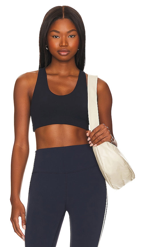 Splits59 Sara Airweight Sports Bra in Navy - Splits59 - Sara Airweight - Soutien-gorge de sport - Bleu marine - Splits59 Sara 海军蓝 Airweight 运动文胸 - Splits59 Sara Airweight-Sport-BH in Marineblau - Splits59 Sara 에어웨이트 스포츠 브라 네이비 색상 - Splits59 Sara Reggiseno sportivo Airweight in blu marino
