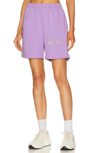 Stay Cool Rainbow Arch Shorts in Purple - Short arc-en-ciel Stay Cool en violet - Stay Cool 紫色彩虹拱形短裤 - Stay Cool Rainbow Arch Shorts in Lila - Stay Cool 레인보우 아치 반바지 퍼플 색상 - Stay Cool Pantaloncini Rainbow Arch in viola