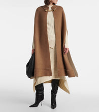 Stella McCartney Wool-blend boucl√É¬© cape