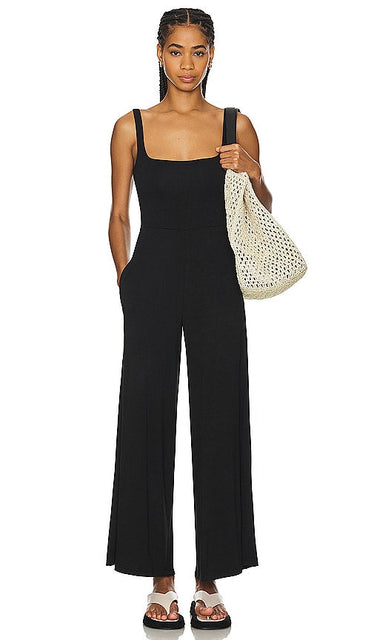 Steve Madden Amy Jumpsuit in Black - Steve Madden - Combinaison Amy en noir - Steve Madden Amy 黑色连身裤 - Steve Madden Amy Overall in Schwarz - Steve Madden Amy 점프수트 블랙 색상 - Tuta Amy di Steve Madden nera