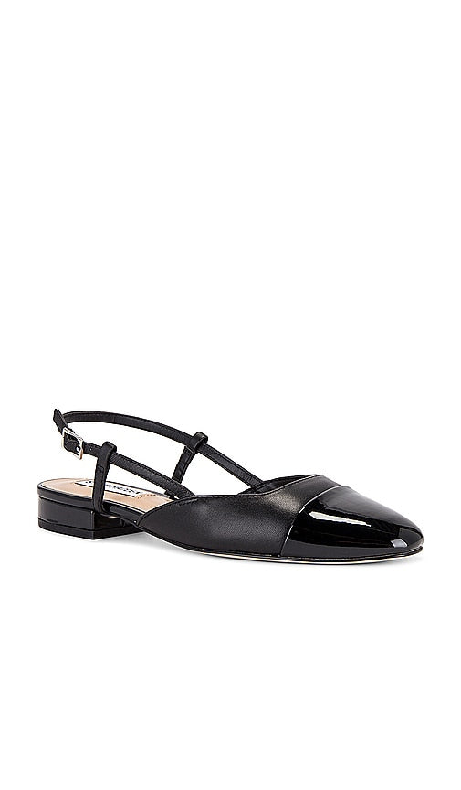 Steve Madden Belinda Flat in Black