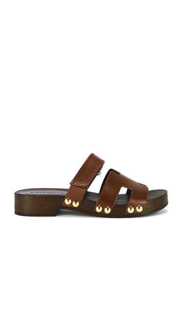 Steve Madden Canal Sandal in Brown | Brown Leather Flat Sandals for Women