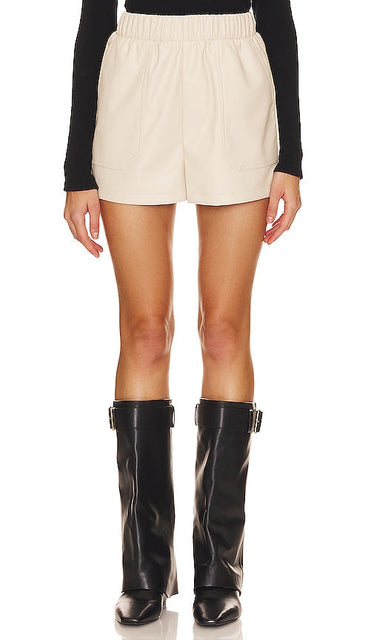 Steve Madden Faux The Record Shorts in Cream - Steve Madden - Short imitation The Record en crème - Steve Madden 奶油色仿 The Record 短裤 - Steve Madden Faux The Record Shorts in Creme - Steve Madden Faux The Record 쇼츠 - Steve Madden Fake The Record Pantaloncini color crema