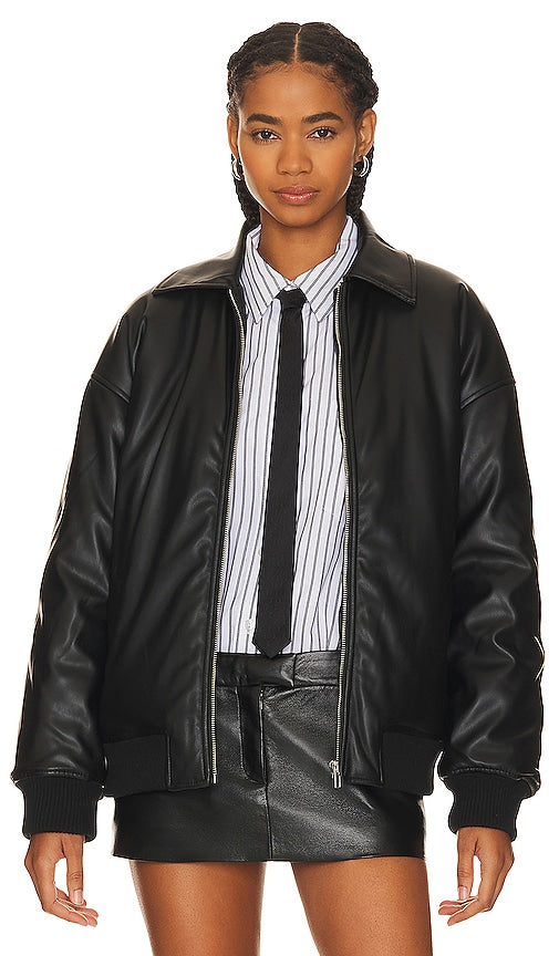 Steve Madden Fiorella Bomber Jacket in Black - Steve Madden - Fiorella - Blouson aviateur noir - Steve Madden Fiorella 黑色飞行员夹克 - Steve Madden Fiorella Bomberjacke in Schwarz - Steve Madden Fiorella 봄버 재킷 블랙 색상 - Giubbotto bomber Fiorella Steve Madden in nero