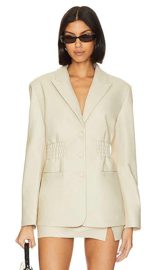 Steve Madden Frida Faux Leather Blazer in Cream - Steve Madden - Frida - Blazer en similicuir crème - Steve Madden Frida 奶油色人造皮革西装外套 - Steve Madden Frida Kunstlederblazer in Creme - Steve Madden 프리다 인조 가죽 블레이저 크림색 - Steve Madden Frida Blazer in ecopelle color crema