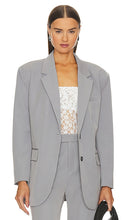 Steve Madden Imaan Blazer in Grey - Steve Madden - Blazer Imaan en gris - Steve Madden Imaan 灰色西装外套 - Steve Madden Imaan Blazer in Grau - Steve Madden Imaan 블레이저 그레이 색상 - Blazer Imaan di Steve Madden in grigio